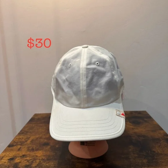 All are 15$ unless stated otherwise - Picture 7 of 16